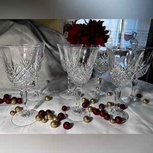 Wine glasses from the Masquerade collection by Cristal D’ Arques 🍷🍷